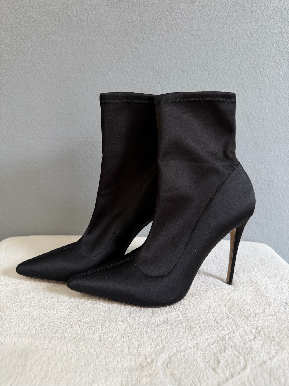 Aldo Sock Boots Stilleto Heel s8 Women’s Black Ankle